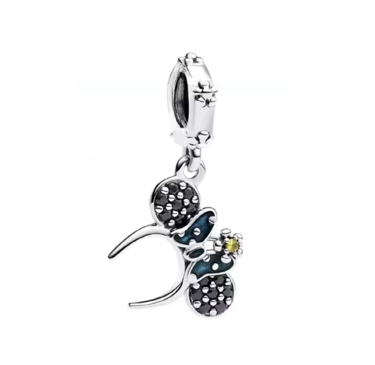 Minnie Mouse Black Detail